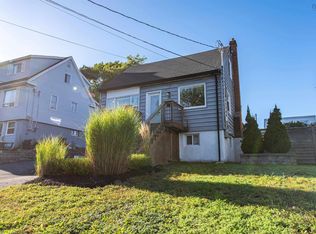 15 Central Ave, Halifax, NS B3N 2H2