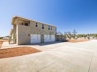 1515 Birch Ave, Escondido, CA 92027