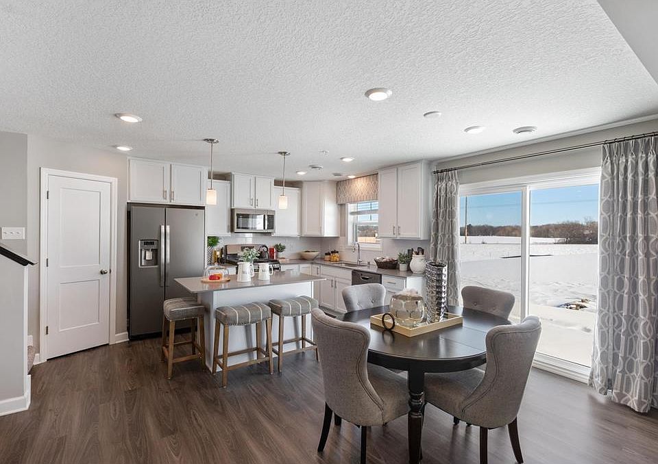 1st image of 9478 Bridle Way
