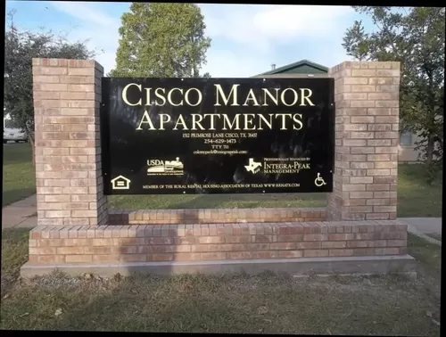Cisco Manor Photo 1