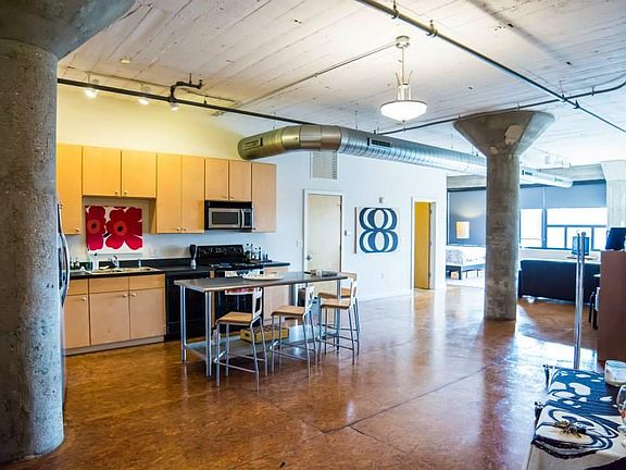 2nd image of 2020 Washington Ave Unit 712