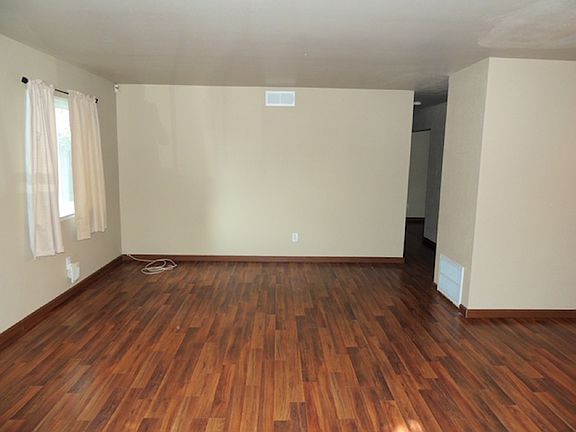 2nd image of 5533 Lancelot Dr