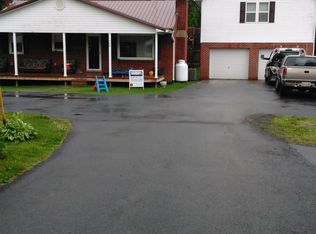 300 Railroad Ave, Tazewell, VA 24630