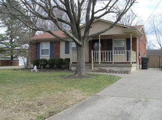 7407 Hallmark Dr, Louisville, KY