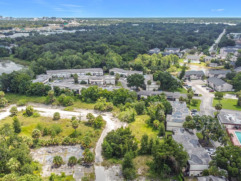 1st image of 3944 Crayrich Cir #3944