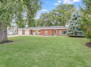 221 4th Ave, Edwardsville, IL 62025