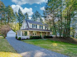 291 Quaker Rd, Chappaqua, NY 10514