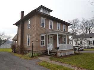 228 W Jackson St, Palmyra, NY 14522