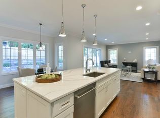 39 Prescott St, Demarest, NJ 07627