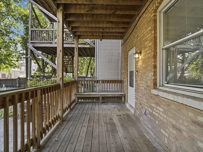 626 W Buckingham Pl #1E — Photo 25