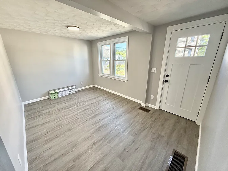 9 Rock St #1 — Photo 9