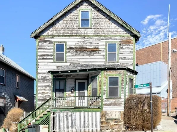 9 Wilbur St, Dorchester, MA 02125
