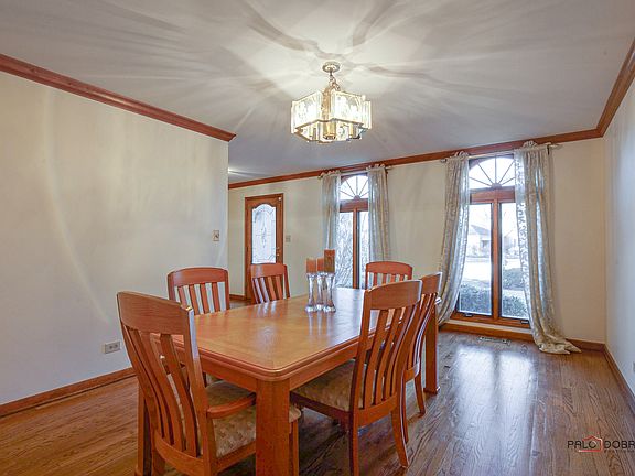 5th image of 3 Exmoor Ln