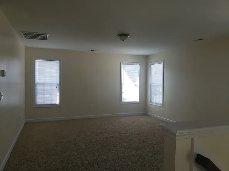 5911 Crown Ridge Ct — Photo 6