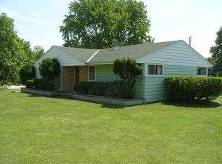 4503 Broadway St, Manitowoc, WI 54220