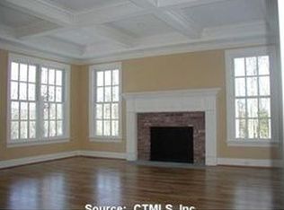 29 Sweetheart Mountain Rd, Collinsville, CT 06019