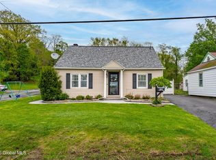 265 Summit Ave, Rensselaer, NY 12144