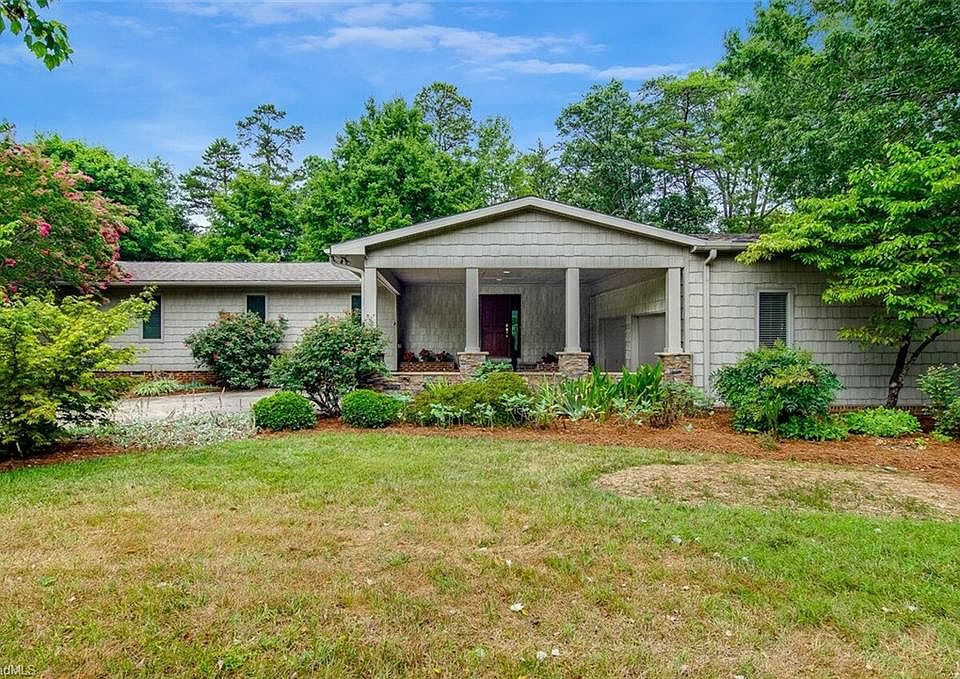 1st image of 205 Oneill Dr