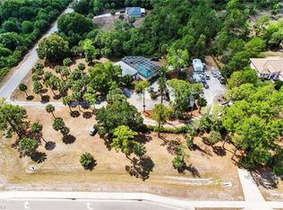 105 16th St SE, Naples, FL 34117