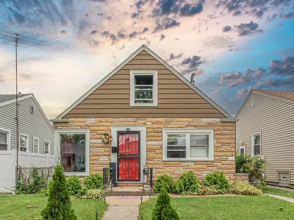 110 48th Ave, Bellwood, IL 60104