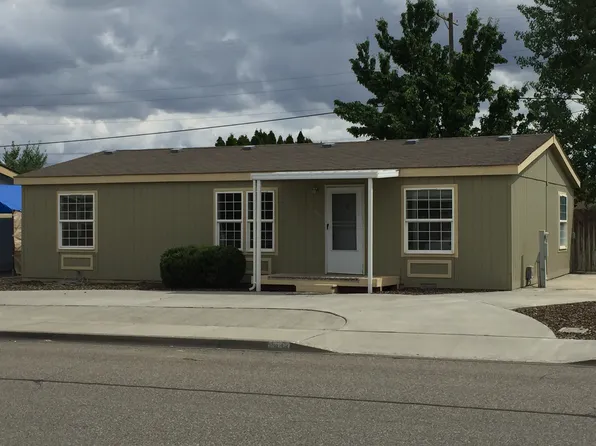 8443 W Yellowstone Ave, Kennewick, WA 99336