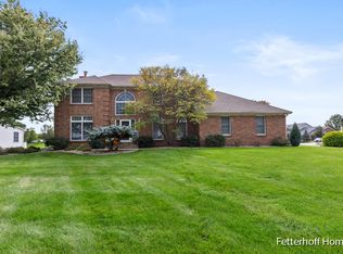 7042 Placid Pointe Ct SE, Caledonia, MI 49316