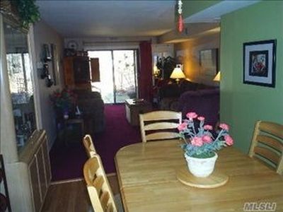 17 Newbrook Ln, Bay Shore, NY, 11706