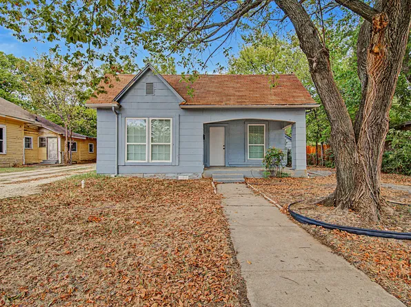 109 Dallas Ave #A, Cleburne, TX 76031