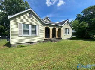 1002 Whitesville Rd, Albertville, AL 35950