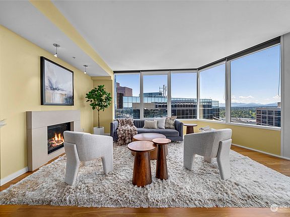 3rd image of 10700 NE 4th St #2912