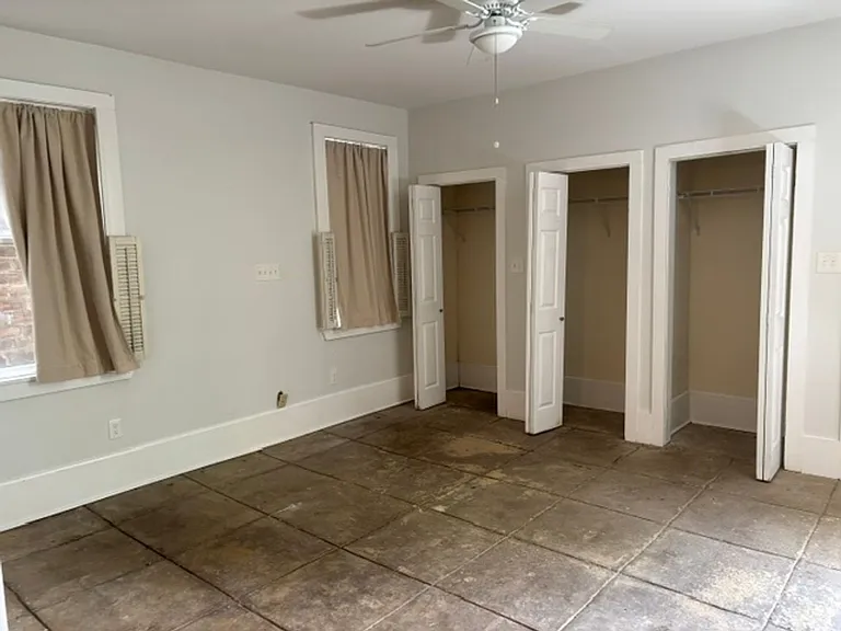 118 E Harris St — Photo 12