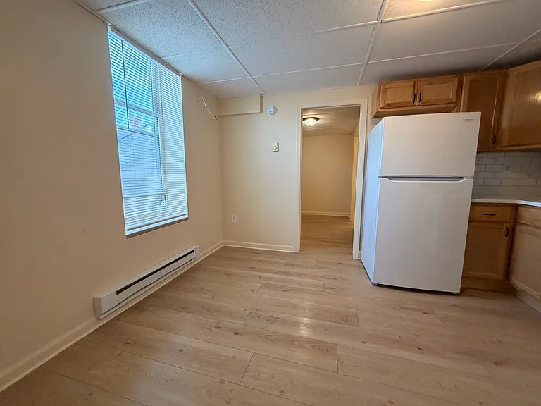 730 2nd St #B1 — Photo 4
