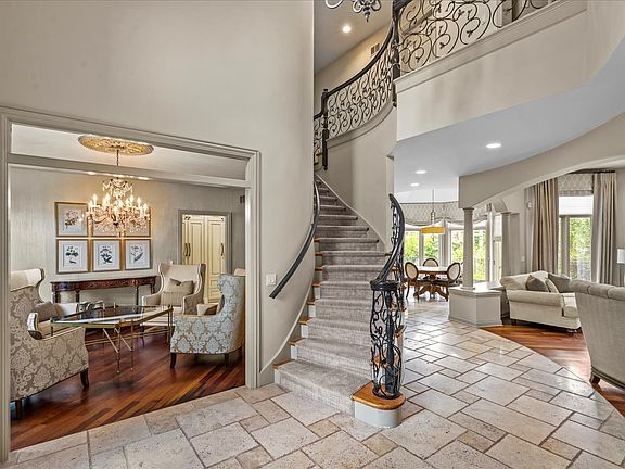 3rd image of 2514 Shoal Creek Ct
