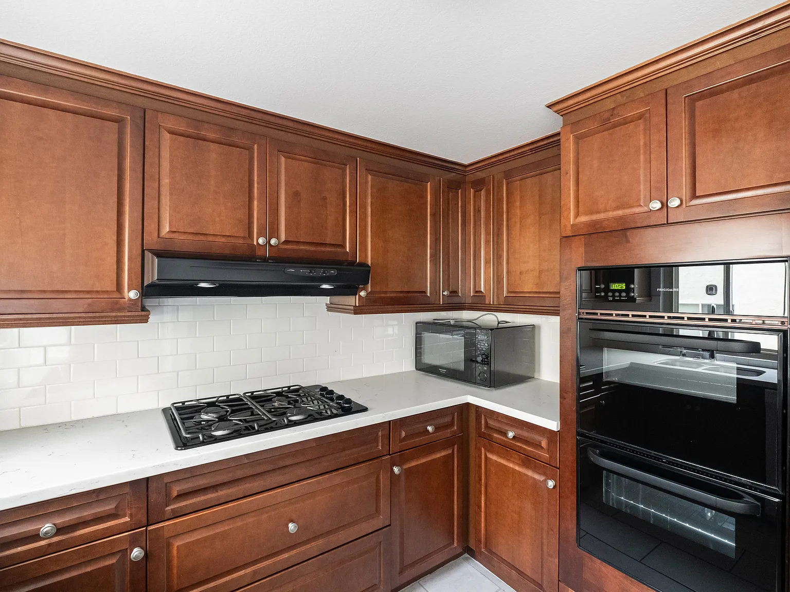 11260 Overland Avenue - 1 — Photo 2