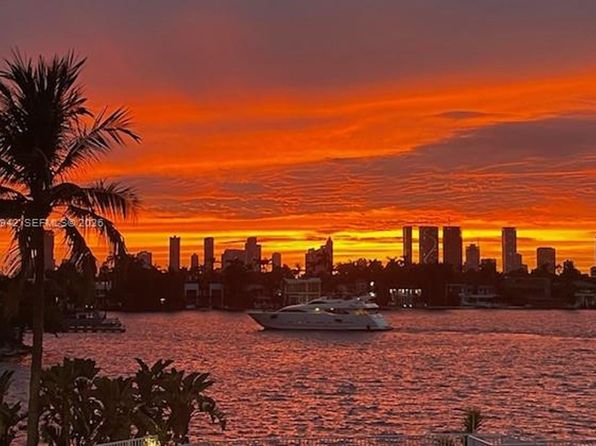 1 Century Ln APT 310