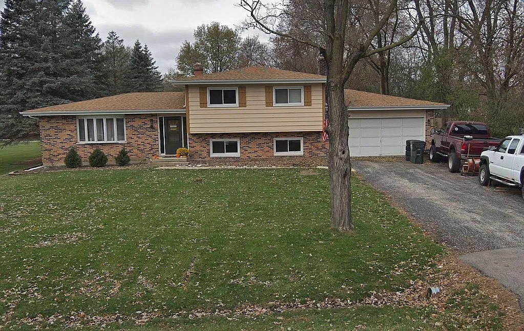3N226 Timberline Dr photo 1