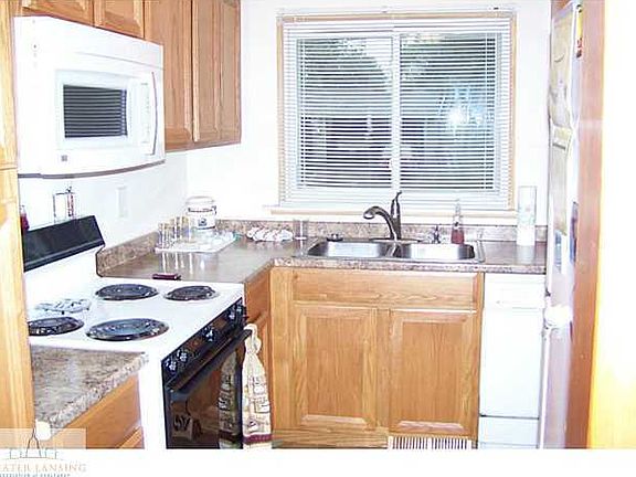 3rd image of 6017 E Hardy Ave