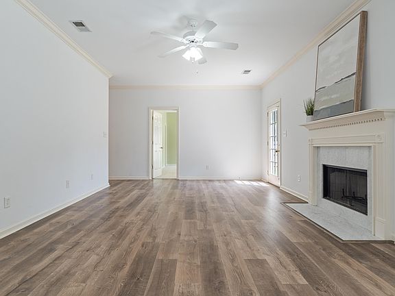 5th image of 1809 Bristol Rd