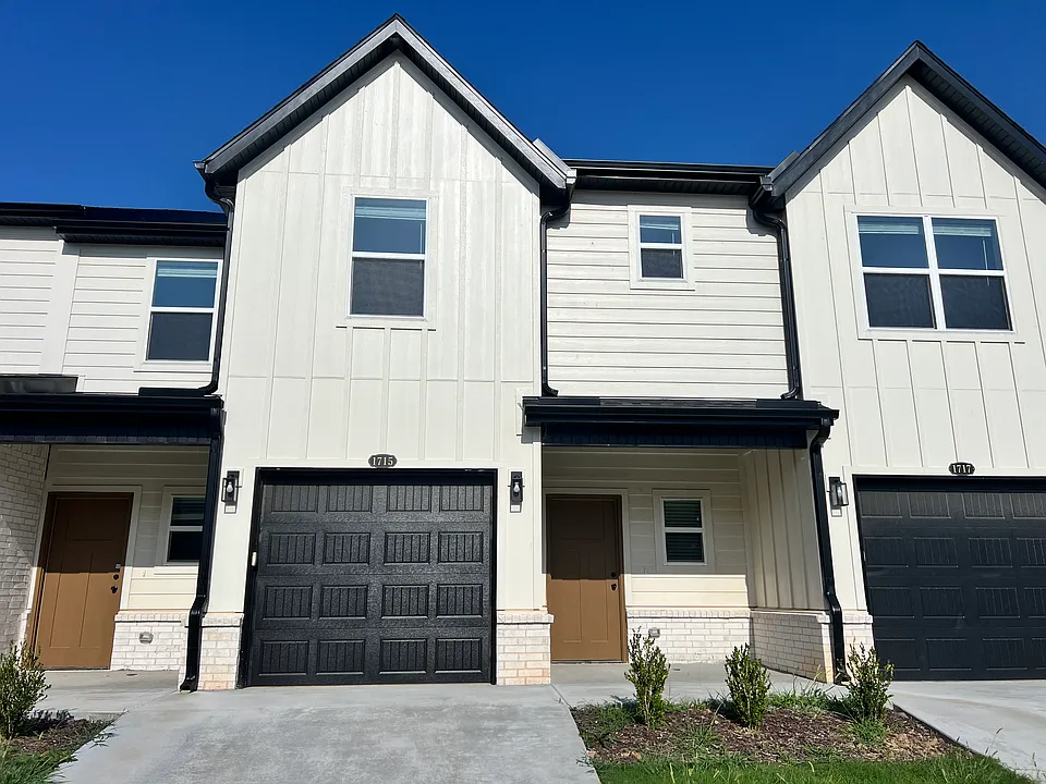 1715 Cuppett Cir