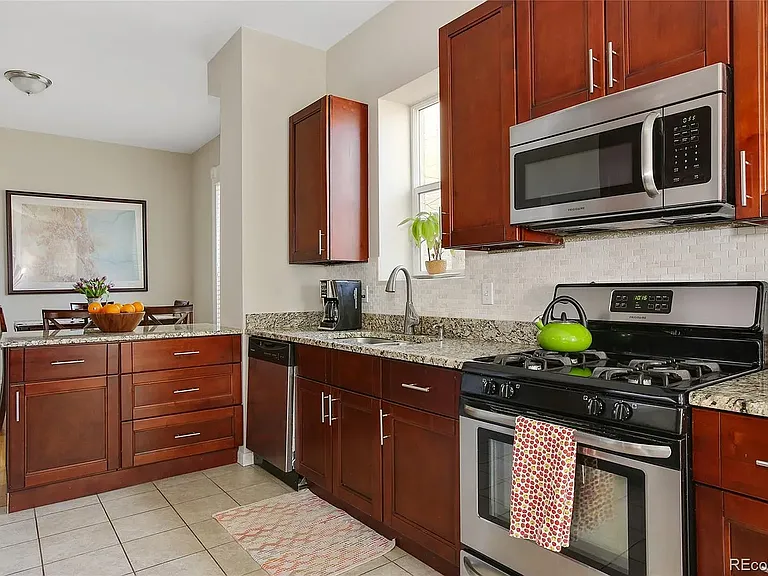 1623 N Williams St — Photo 16