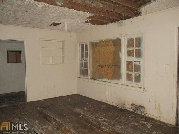 2nd image of 4135 Brenda Dr