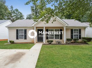 5932 Hamilton Oaks Dr, Charlotte, NC 28216