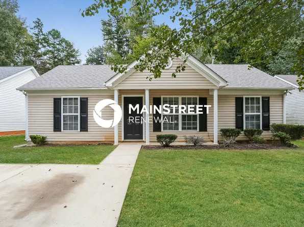5932 Hamilton Oaks Dr, Charlotte, NC 28216