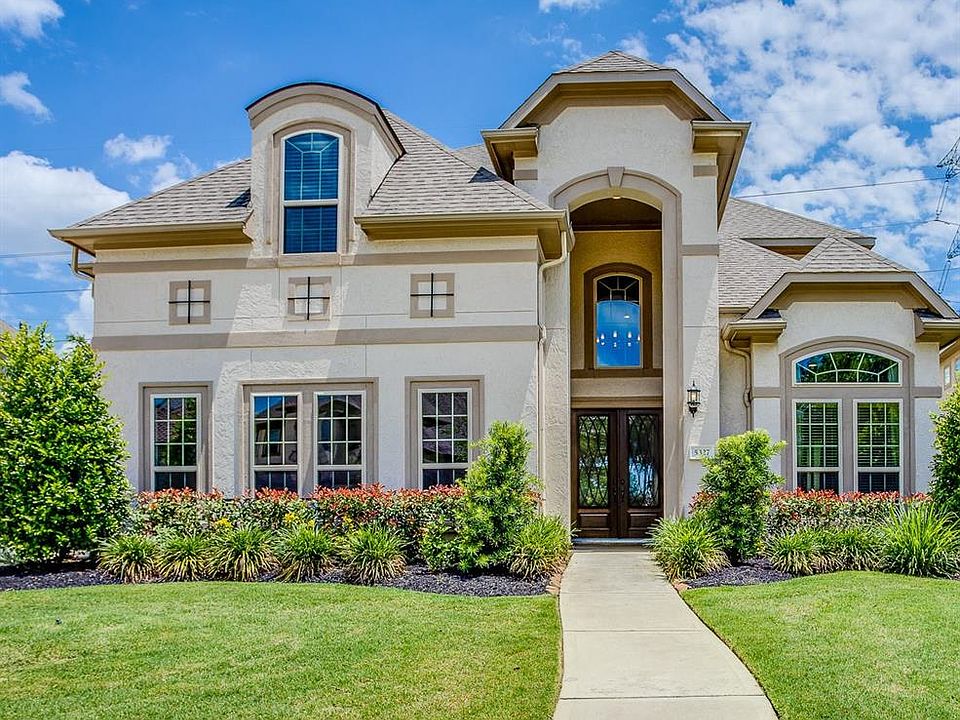 Gorgeous 5/4.5/3 Taylor Morrison home with beautiful stucco elevation situated on a quiet cul-de-sac street in the wonderful master planned community of Avalon of Riverstone. This beautiful home is zoned to highly sought after Fort Bend ISD schools! 