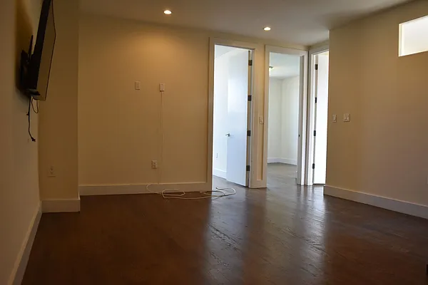 Rented by Halstead Real Estate | media 37