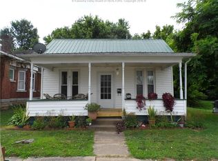 502 Sand St, Ravenswood, WV 26164