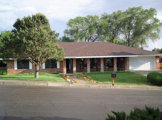 1524 Catron Ave SE, Albuquerque, NM 87123