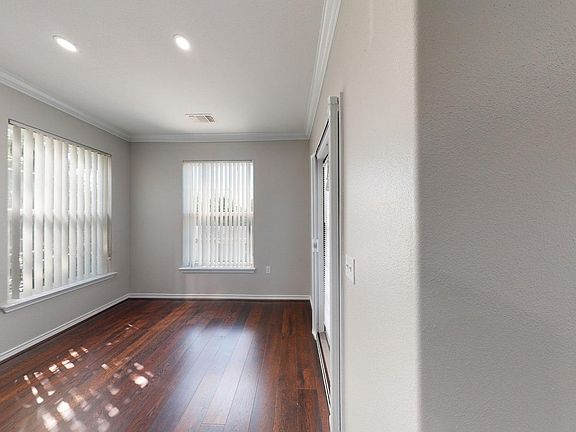 2nd image of 80 West St #1218