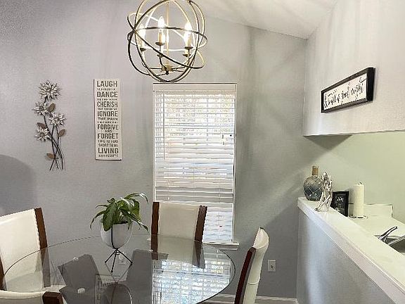 4th image of 2276 Hartsfield Way