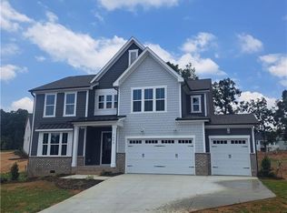 7692 Elizabeth Dr, Oak Ridge, NC 27310